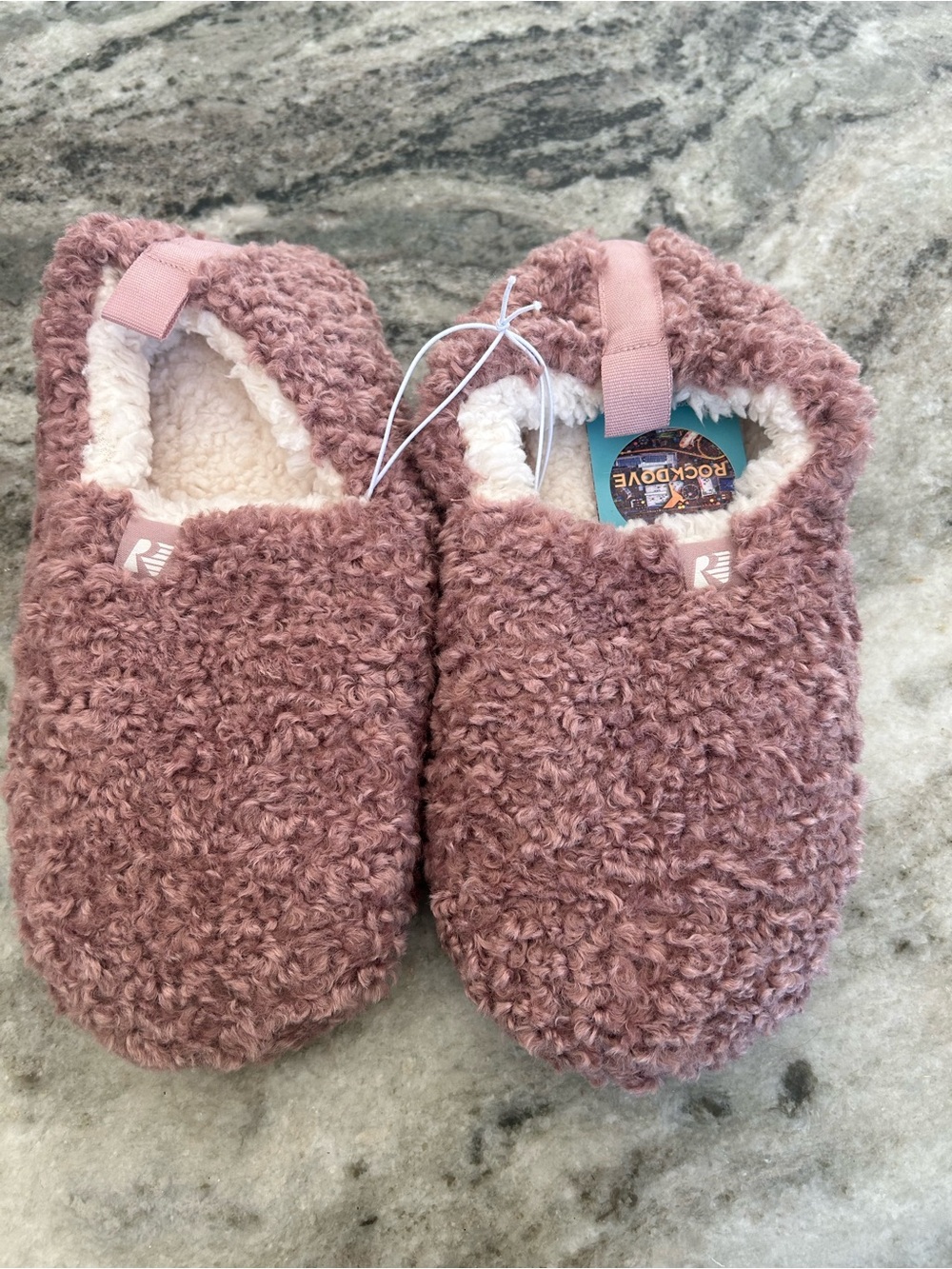 Rockdove Cozy Faux-Sherpa Slip-On Slippers - Dusty Rose size 8